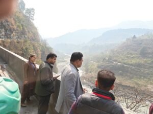 मुख्यमंत्री पुष्कर सिंह धामी के निर्देशों पर आवास विभाग सक्रिय, सचिव डॉ आर राजेश कुमार ने मौके पर पहुंचकर परखी व्यवस्थाएं