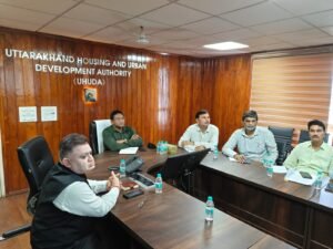 उत्तराखंड आवास एवं शहरी विकास प्राधिकरण में संरचनात्मक अभियंताओं के एम्पैनलमेंट को लेकर आयोजित महत्वपूर्ण बैठक में प्रक्रिया को अधिक पारदर्शी, प्रभावी और समयबद्ध बनाने पर विस्तृत मंथन किया गया।