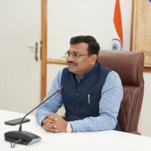 गैस, ईंधन व आवश्यक वस्तुओं की  पर्याप्त आपूर्ति सुनिश्चित, पैनिक होने की आवश्यकता नहीं—मुख्य सचिव