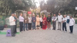 दून सिटीजन फोरम के आव्हान पर “युद्ध नहीं, शांति चाहिए” गम्भीर विषय को लेकर चर्चा की।