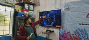 प्रकृति से सीखते नन्हें वैज्ञानिक, राजकीय प्राथमिक विद्यालय रामगढ़ में विशेष कार्यशाला का आयोजन किया गया।