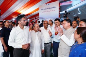 मुख्यमंत्री श्री पुष्कर सिंह धामी ने 14 अप्रैल 2026 को देहरादून में प्रस्तावित प्रधानमंत्री श्री नरेन्द्र मोदी के कार्यक्रम के मद्देनज़र गढ़ी कैंट स्थित जसवंत ग्राउंड पहुंचकर तैयारियों का  निरीक्षण किया।