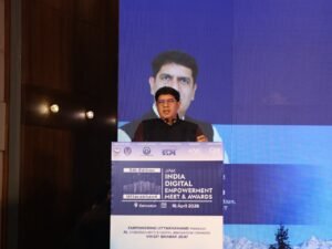 दिल्ली-देहरादून इकोनॉमिक कॉरिडोर से उत्तराखंड की उम्मीदों को पंख लग रहे हैं। विकास की योजनाओं का खाका खींचते वक्त दिल्ली-देहरादून इकोनॉमिक कॉरिडोर अब अहम भूमिका में है।