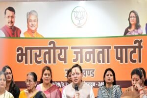 नारी शक्ति वंदन अधिनियम पर सीएम धामी का विपक्ष पर तीखा प्रहार — “महिलाओं के अधिकारों में बाधा डालने वालों को मातृशक्ति देगी करारा जवाब”