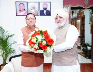 मुख्यमंत्री श्री पुष्कर सिंह धामी से रविवार को मुख्यमंत्री आवास में गुरुद्वारा श्री हेमकुंट साहिब प्रबंधन ट्रस्ट के अध्यक्ष श्री नरेंद्र जीत सिंह बिंद्रा ने भेंट की। उन्होंने आगामी यात्रा को लेकर विभिन्न व्यवस्थाओं के बारे में मुख्यमंत्री को अवगत भी कराया।