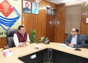 मुख्य सचिव श्री आनन्द बर्द्धन ने सचिवालय में शिक्षा विभाग की समीक्षा की। मुख्य सचिव ने प्रदेश की सभी शासकीय विद्यालयों में सभी आवश्यक मूलभूत सुविधाओं उपलब्ध कराये जाने के निर्देश दिए हैं।