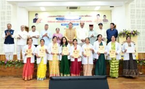 मुख्यमंत्री श्री पुष्कर सिंह धामी ने गुरूवार को मुख्यमंत्री कैम्प कार्यालय स्थित मुख्य सेवक सदन में आयोजित नियुक्ति पत्र वितरण कार्यक्रम में कुल 307 नव नियुक्त अभ्यर्थियों को नियुक्ति पत्र प्रदान किये।