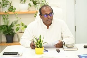 देहरादून। उत्तराखण्ड  में विशेष गहन पुनरीक्षण अभियान कार्य में जुटे बूथ लेवल ऑफिसर्स को मोबाइल डाटा रिचार्ज हेतु आयोग द्वारा हर बीएलओ को ₹350 का भुगतान किया जाएगा।