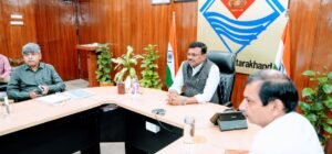 सर्वोच्च न्यायालय की विशेष लोक अदालत में राज्य की ओर से रखे जाने वाले लम्बित वादों की समीक्षा बैठक मुख्य सचिव ने  संबंधित अधिकारियों को समयबद्ध कार्रवाई के दिए निर्देश
