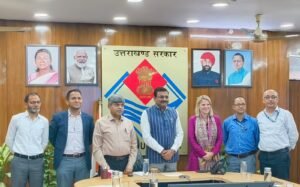 मुख्स सचिव श्री आनन्द बर्द्धन से शुक्रवार को सचिवालय में संयुक्त राष्ट्र विकास कार्यक्रम (यूएनडीपी) की भारत में डिप्टी रेजिडेंट रिप्रेजेंटेटिव सुश्री ईजाबेल (Ms. Isabelle Tschan) ने शिष्टाचार भेंट की।