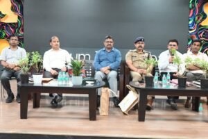 स्कूलों में लगेगी नशा विरोधी विशेष कक्षा, अभिभावकों को भी किया जाएगा जागरूक अपर जिला – अधिकारी विवेक राय