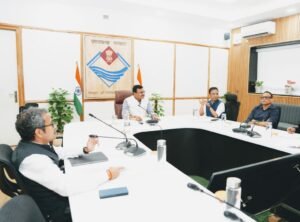 मुख्य सचिव ने आयुष मंत्रालय के सचिव से की मुलाकात, उत्तराखण्ड में अखिल भारतीय आयुर्वेद संस्थान (AIIA) की स्थापना का रखा मजबूत पक्ष