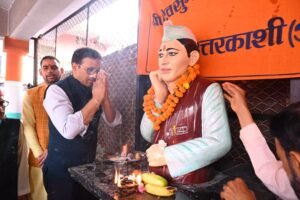 प्रभात फेरी निकालकर नई पीढ़ी ने किया श्रीदेव सुमन के आदर्शों का स्मरण