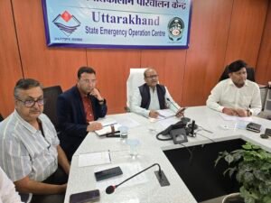 जल्द से जल्द खोली जाएं ग्रामीण सड़कें-विनोद कुमार सुमन ,  सोमवार से आरेंज अलर्ट, सतर्क रहने के निर्देश;  सचिव आपदा प्रबंधन ने की समीक्षा