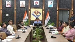 स्वतंत्रता दिवस की तैयारियों को लेकर डीएम डॉ0 आशीष चौहान ने की समीक्षा बैठक